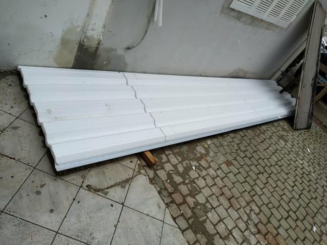 Vendo telha sanduíche