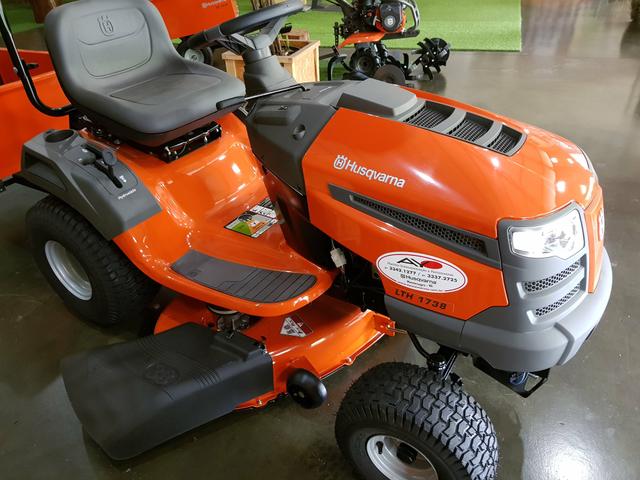 Trator de Grama Husqvarna 17HP Lth1738 - Foto 2