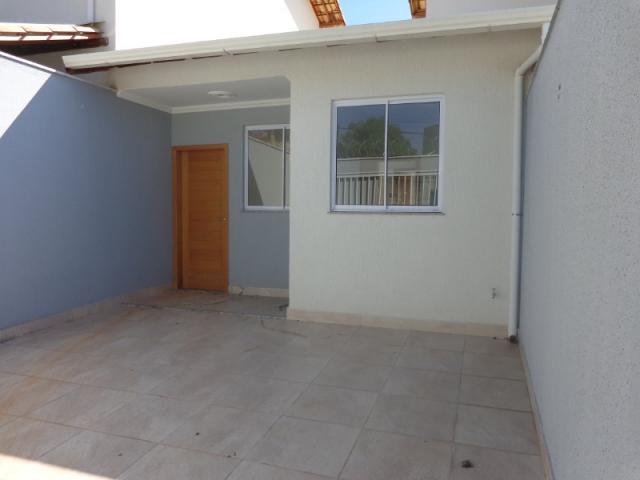 Casa individual no bairro Jaqueline, próximo ao shopping estação BH