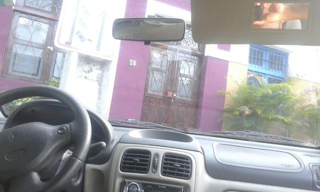 Renault Clio Sedan bem conservado (negociável) - Foto 3