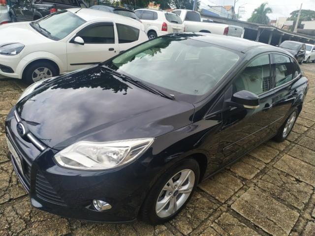 Ford FOCUS sedan s 1.6 mec flex 2014