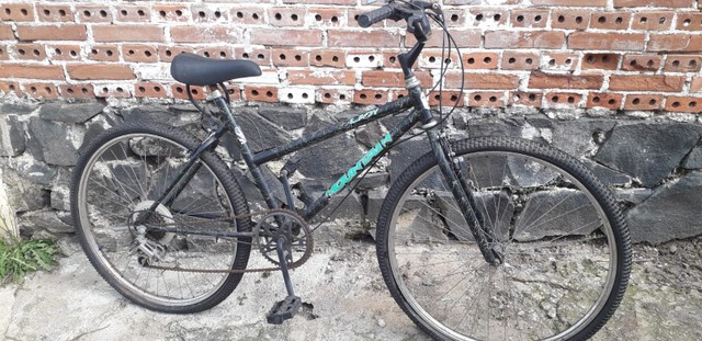 Bicicleta aro 26 com 18 marchas - Foto 4