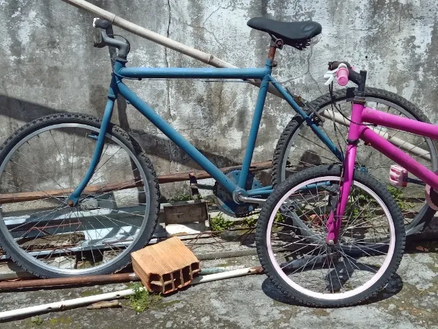 MITEI NO GRAU COM BIKE DE CRIANÇA 