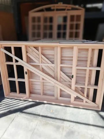 Janelas de Madeira - Foto 4