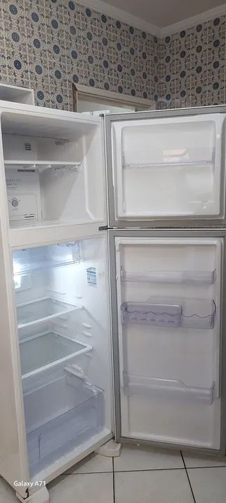 Geladeira electrolux frost free - Foto 3