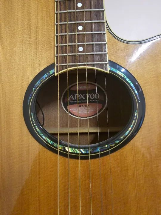 Oportunidade Imperdível! Violão Yamaha APX 700 em Estado de Novo - Foto 2