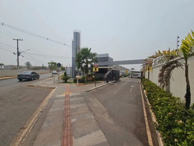 chapada dos pinheiros 2 quartos Valor R$180.000,00 5 minutos do shopping estação