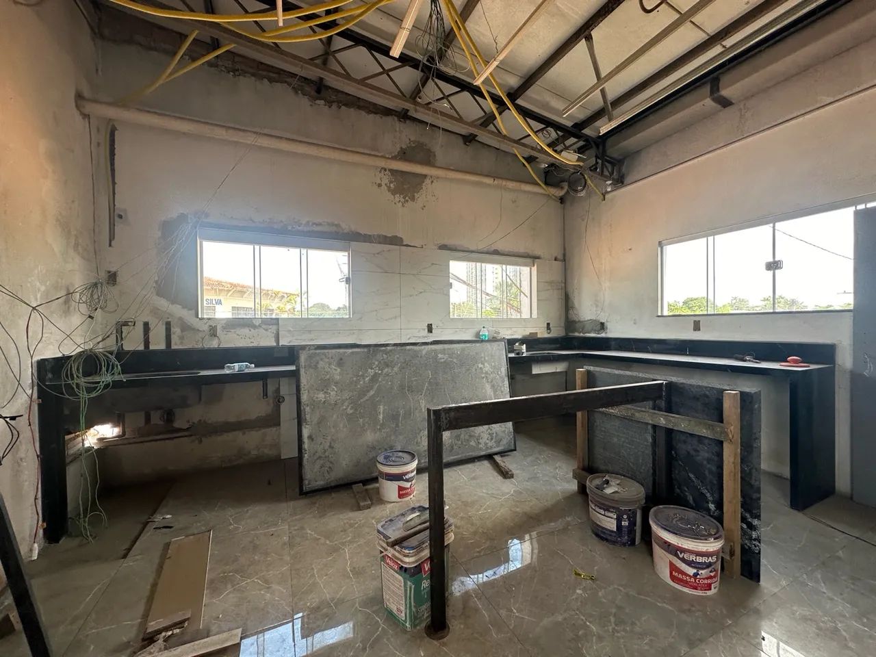 Alugo ou Vendo GALPÃO EM ICOARACI COM FINO ACABAMENTO - Foto 5