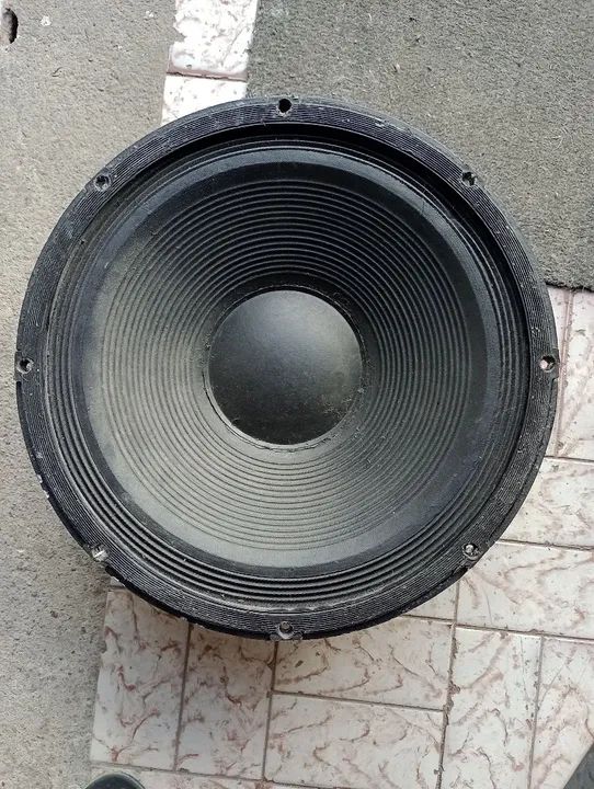 ALTO-FALANTE NOVIC P500 DE 15 POLEGADAS PROFISSIONAL DE 500 WATTS RMS BEM CONSERVADO 