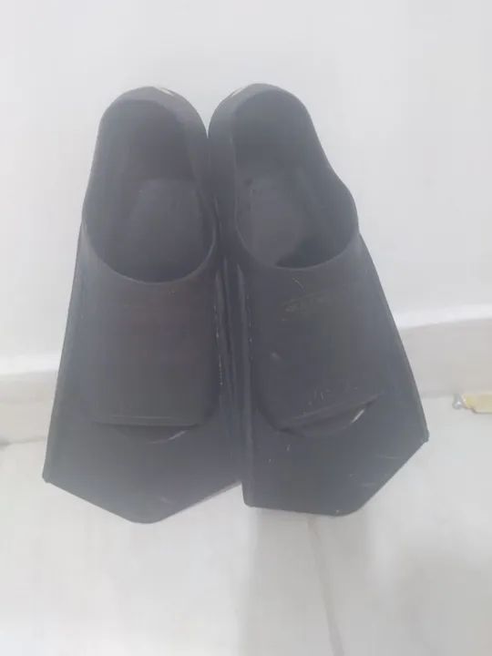 Nadadeira de mergulho - Tamanho 39 e 40 moro nilopolis 70 reais