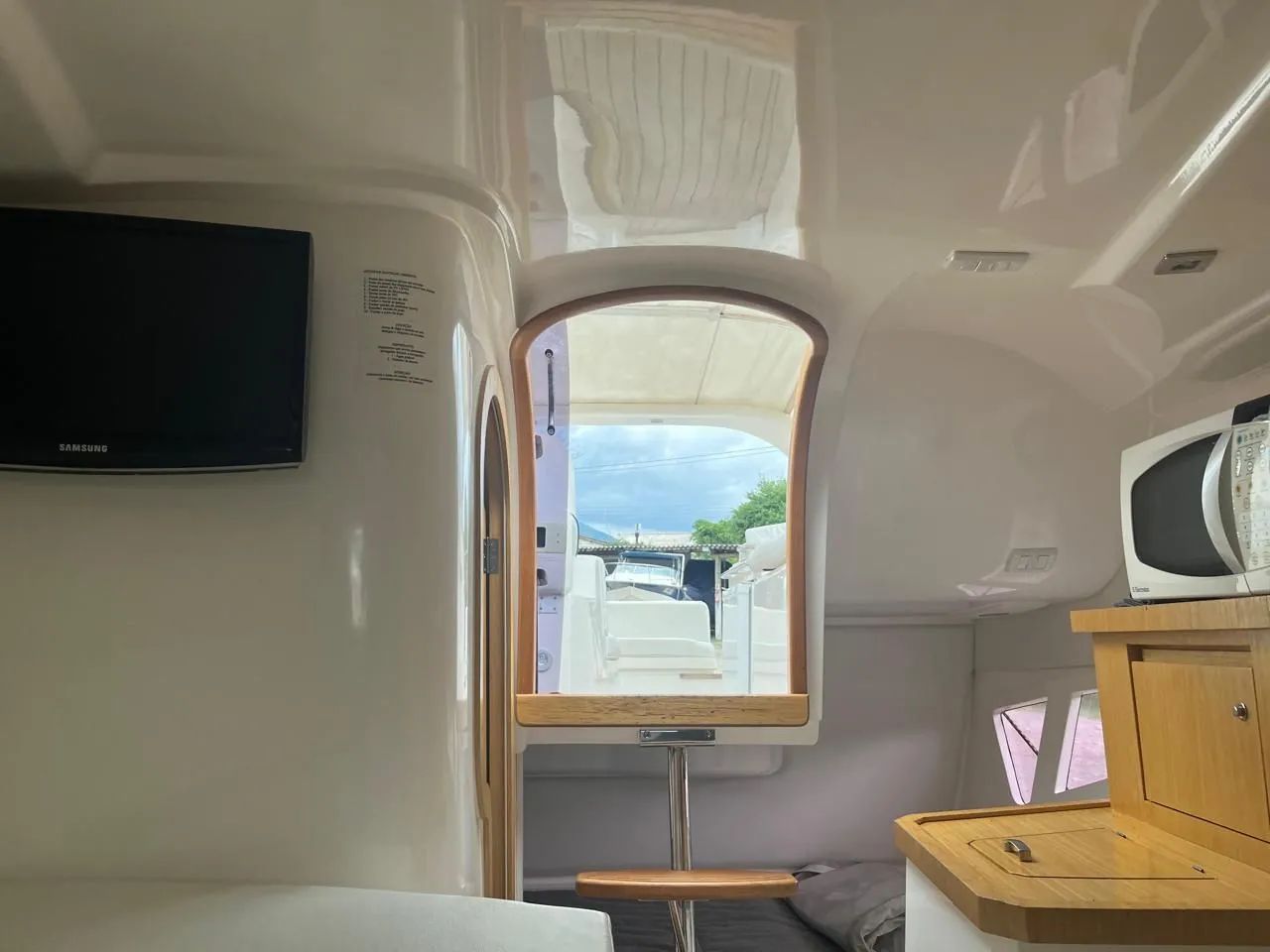 Phantom 303 Ano 2014 x2 Mercruiser QSD 170 HP ñ Focker Triton Armada Cimitarra Real - Foto 3