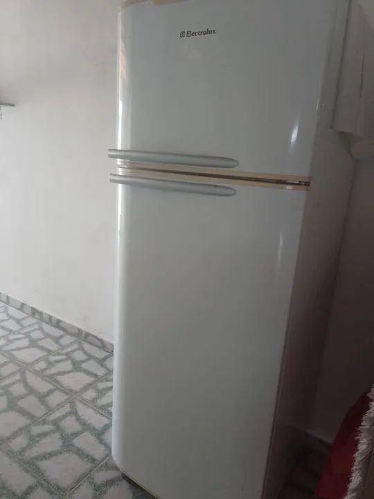 ELETROLUX RETRÔ FUNCIONANDO PERFEITAMENTE  - Foto 3