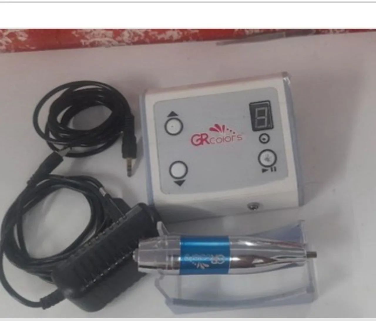 Dermografo sobrancelha