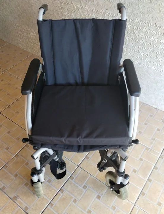 CADEIRA DE RODAS OTTOBOCK START B2 55 CM / NOVA - Foto 3
