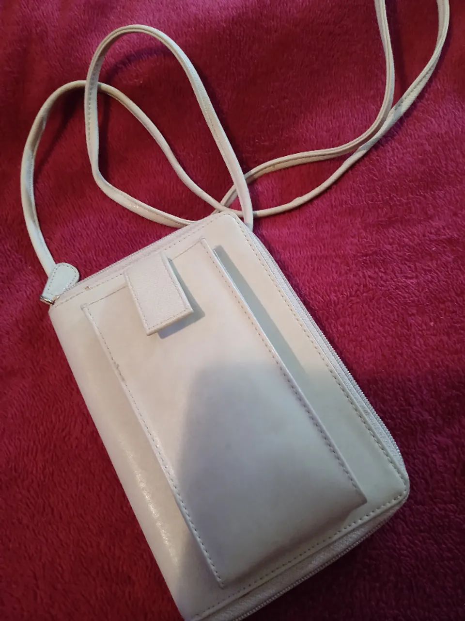 Bolsa em couro na cor nude com ziper comprada nos EUA - Foto 2