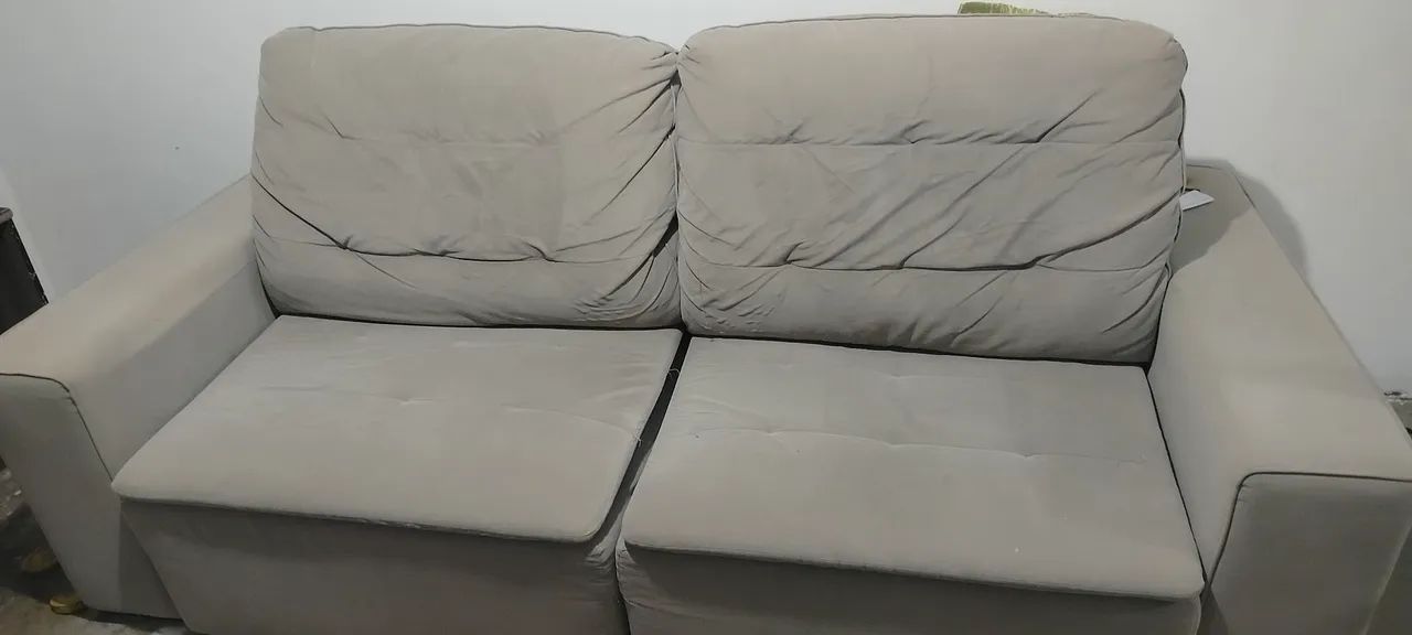 Sofá retrátil 