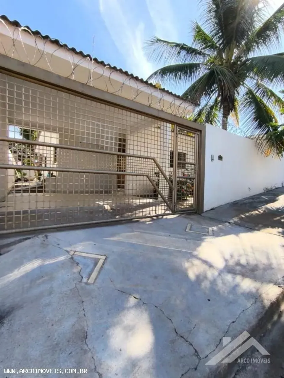 Casa para Venda em Presidente Prudente, PARQUE RESIDENCIAL SÃO LUCAS, 3 dormitórios, 1 suí
