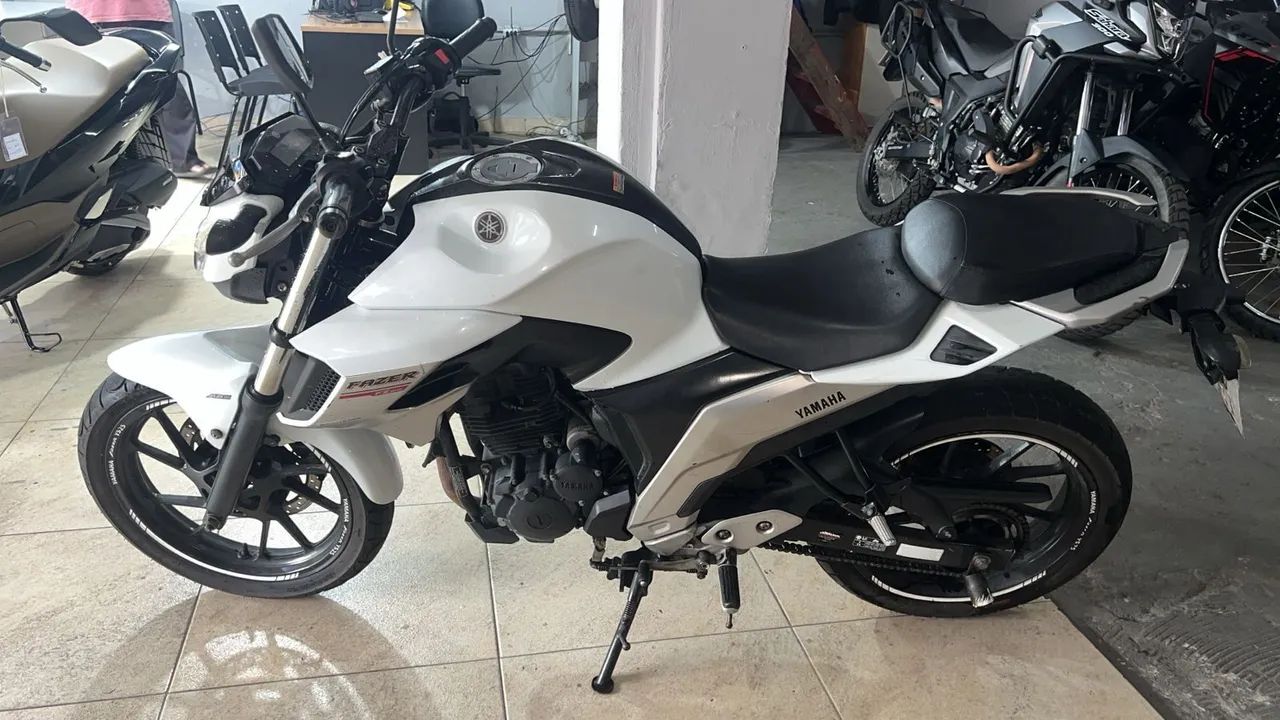 FZ 25 2018/19 - Foto 4