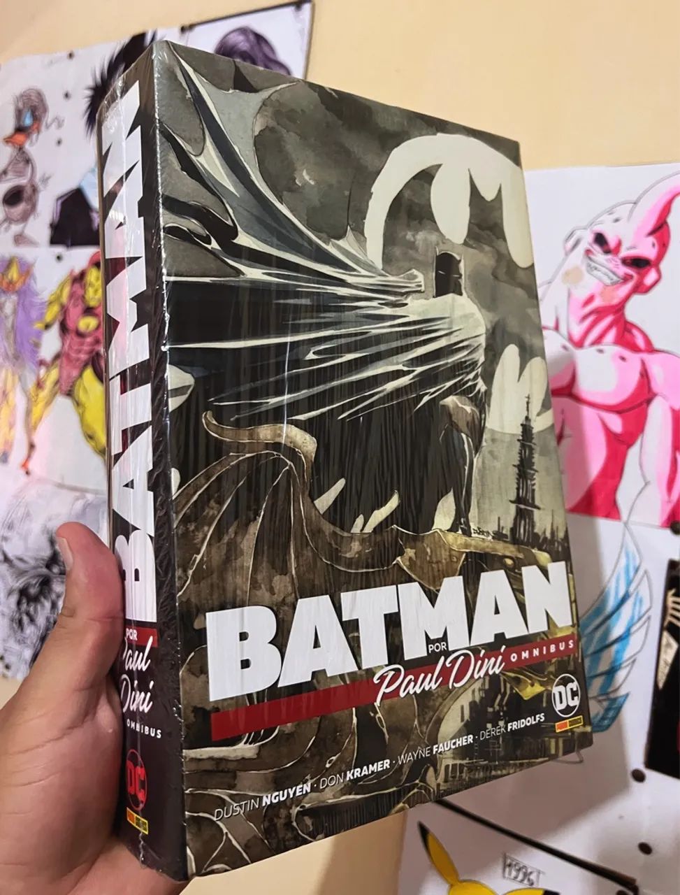 Batman por Paul Dini Omnibus lacrada