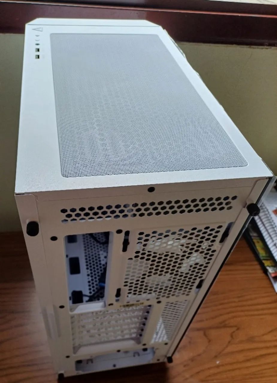 gabinete gamer marca xpg starker compact, mid tower, lateral em vidro temperado - Foto 2