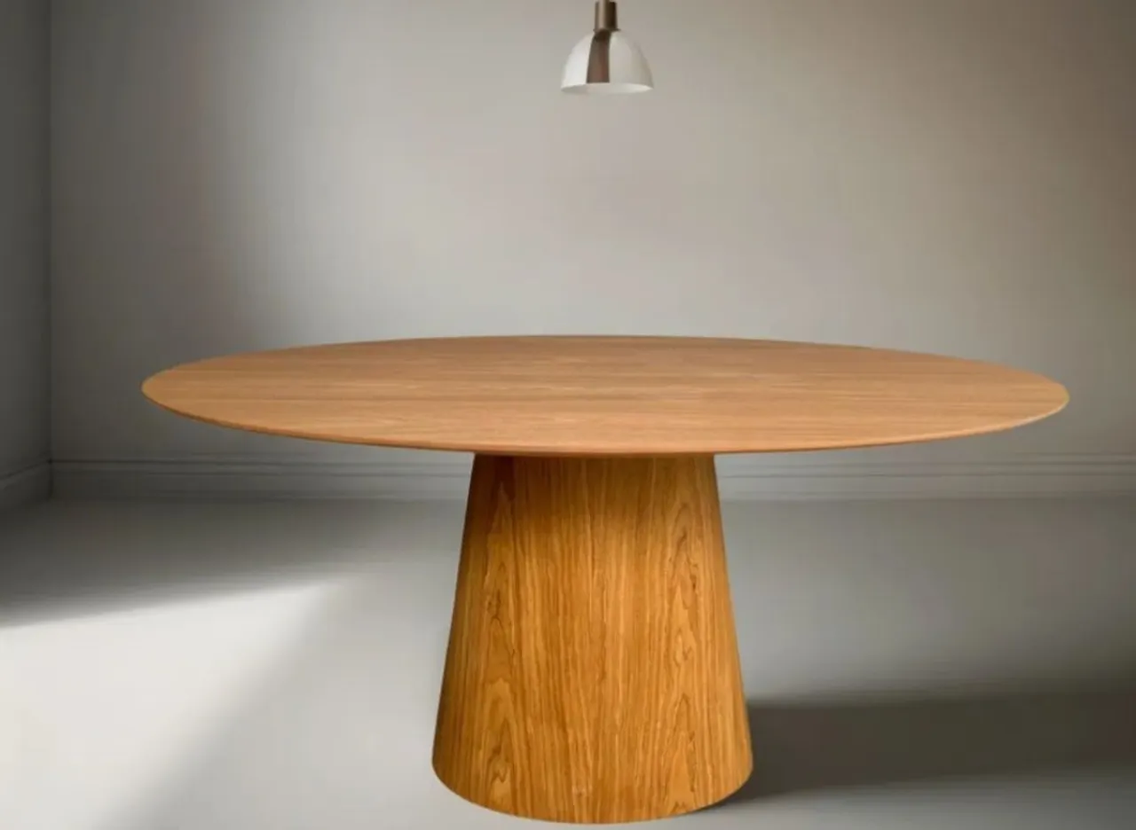 Mesa de Jantar Cone Oval 120x80cm em madeira FREIJÓ