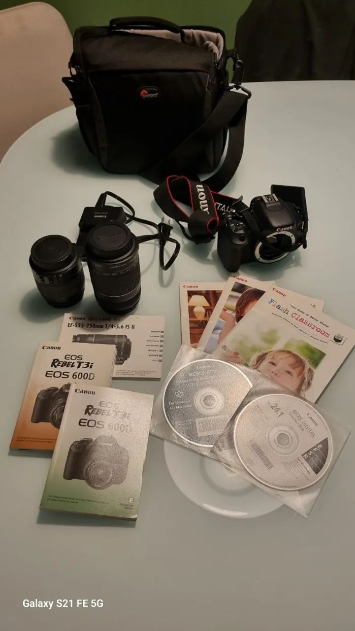 Máquina fotográfica Canon EOS Rebel T3i - pouco uso - Foto 5