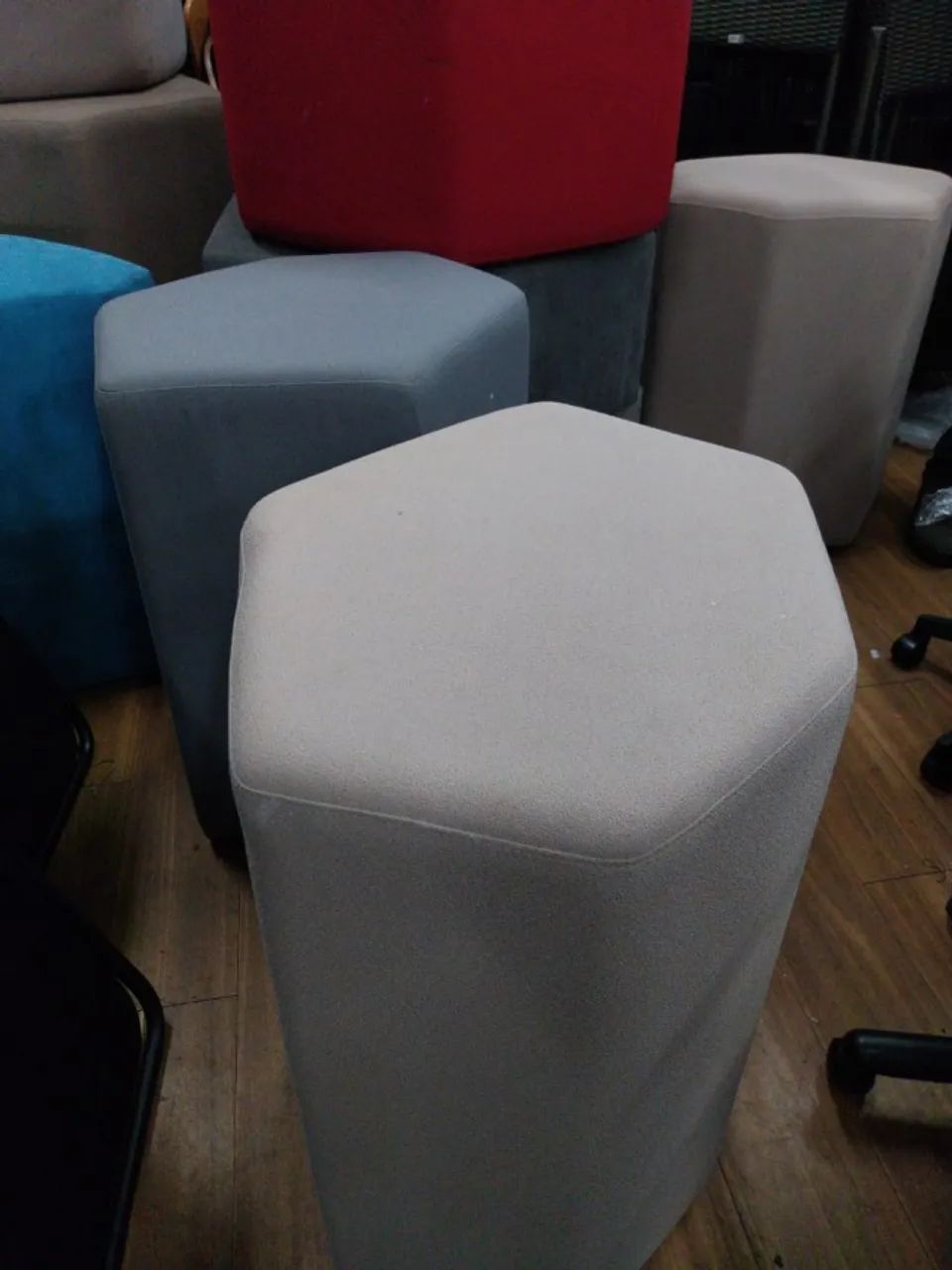 Puff Alto para escritório - Cinza  - Foto 5