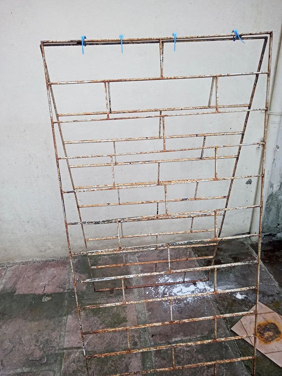 2 Grades de Ferro para janela - Foto 2