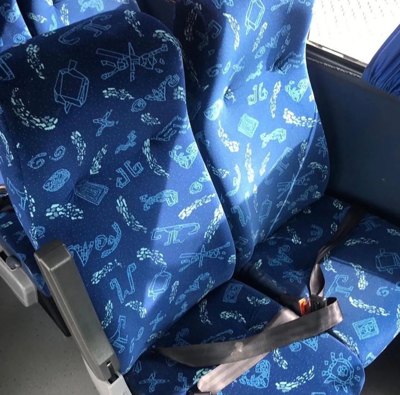 Micro ônibus w8 escolar 33lg/2012 - Foto 2