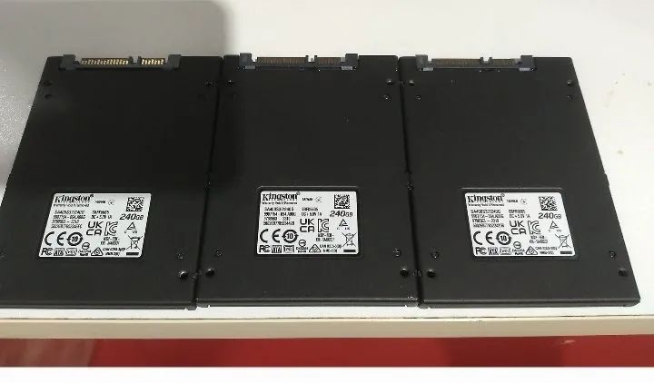 SSD 240GB   e 480gb  Kingston 
