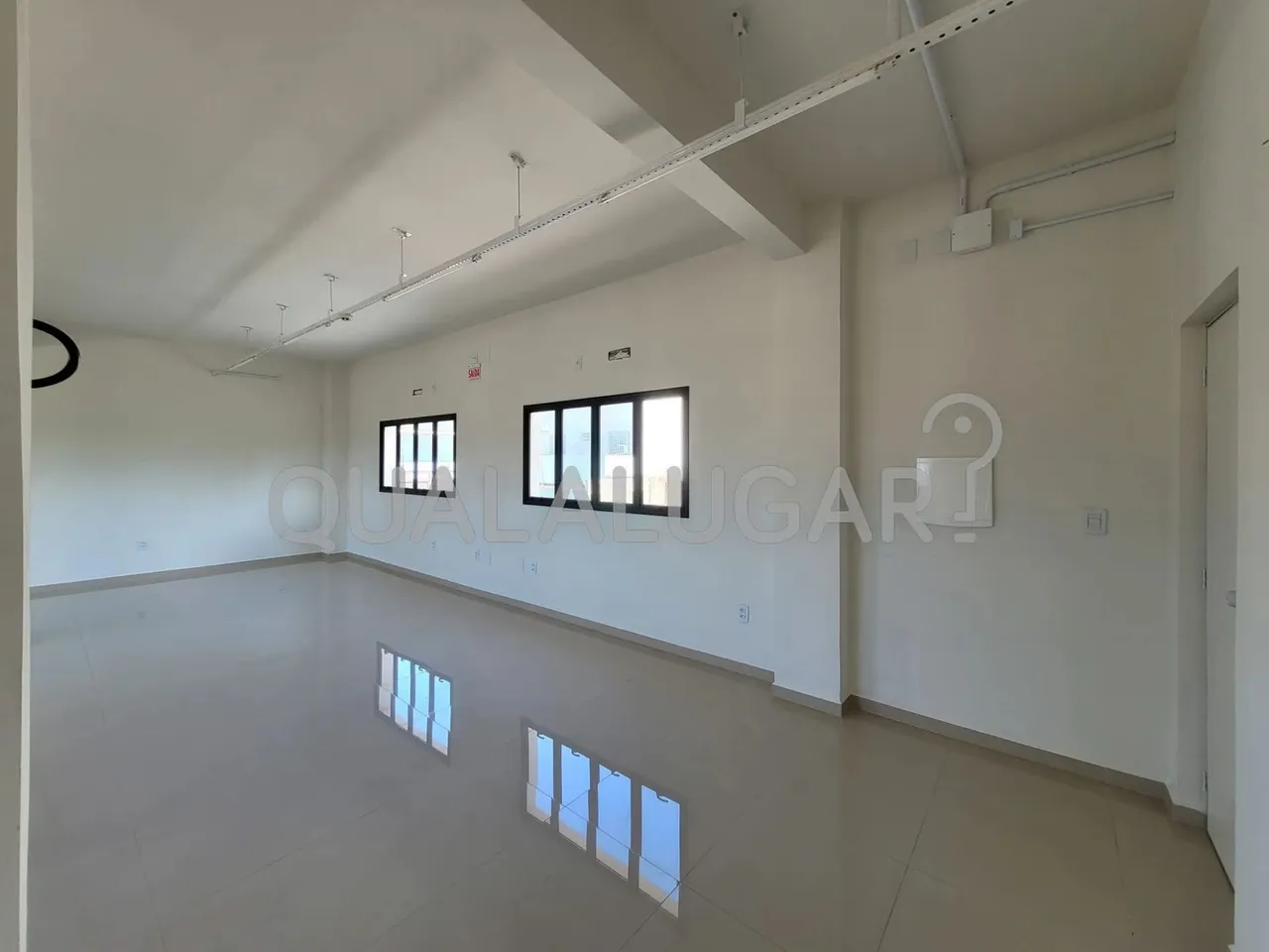 Sala comercial para locação, Dehon, Tubarão, SC