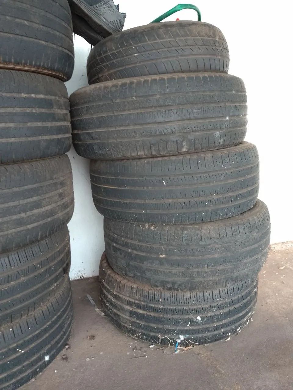 Pneu 195/75R15 - Foto 2