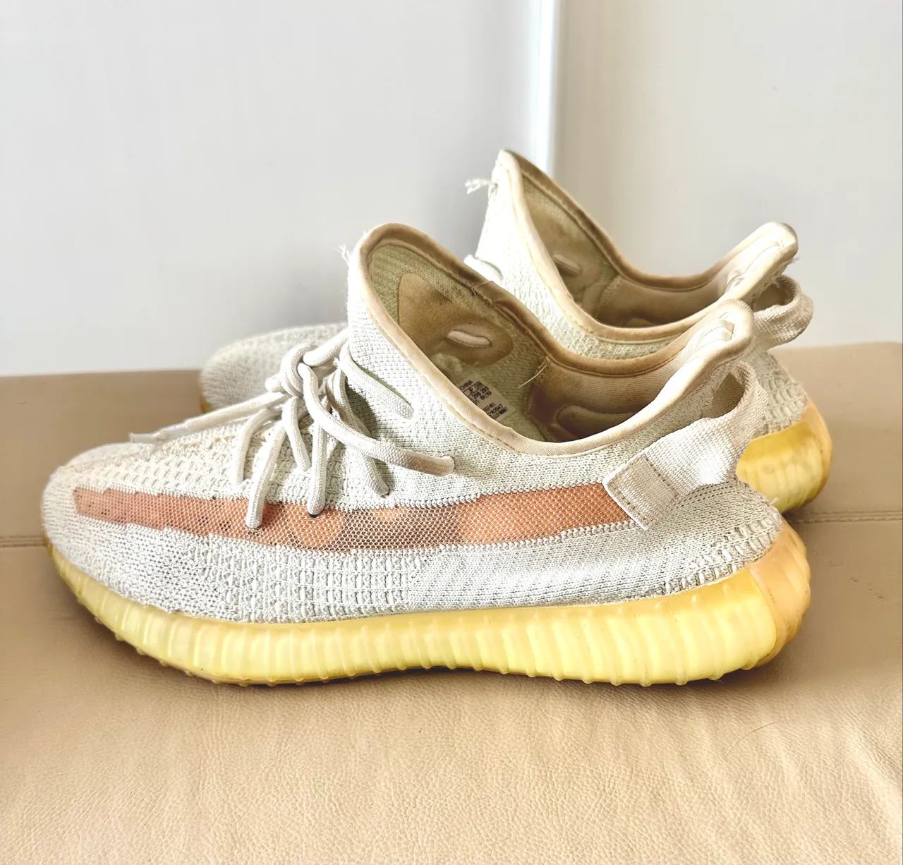 Yeezy Boost 350 V2 Hyperspace - Foto 4