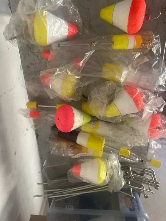 Várias peças para pescaria - Foto 4