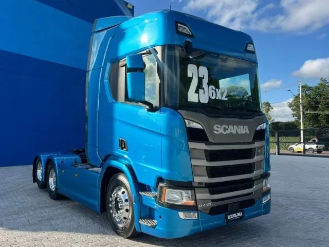 Caminhão Scania R 450 6x2 ano 2022/2023 Azul Teto Alto R450 