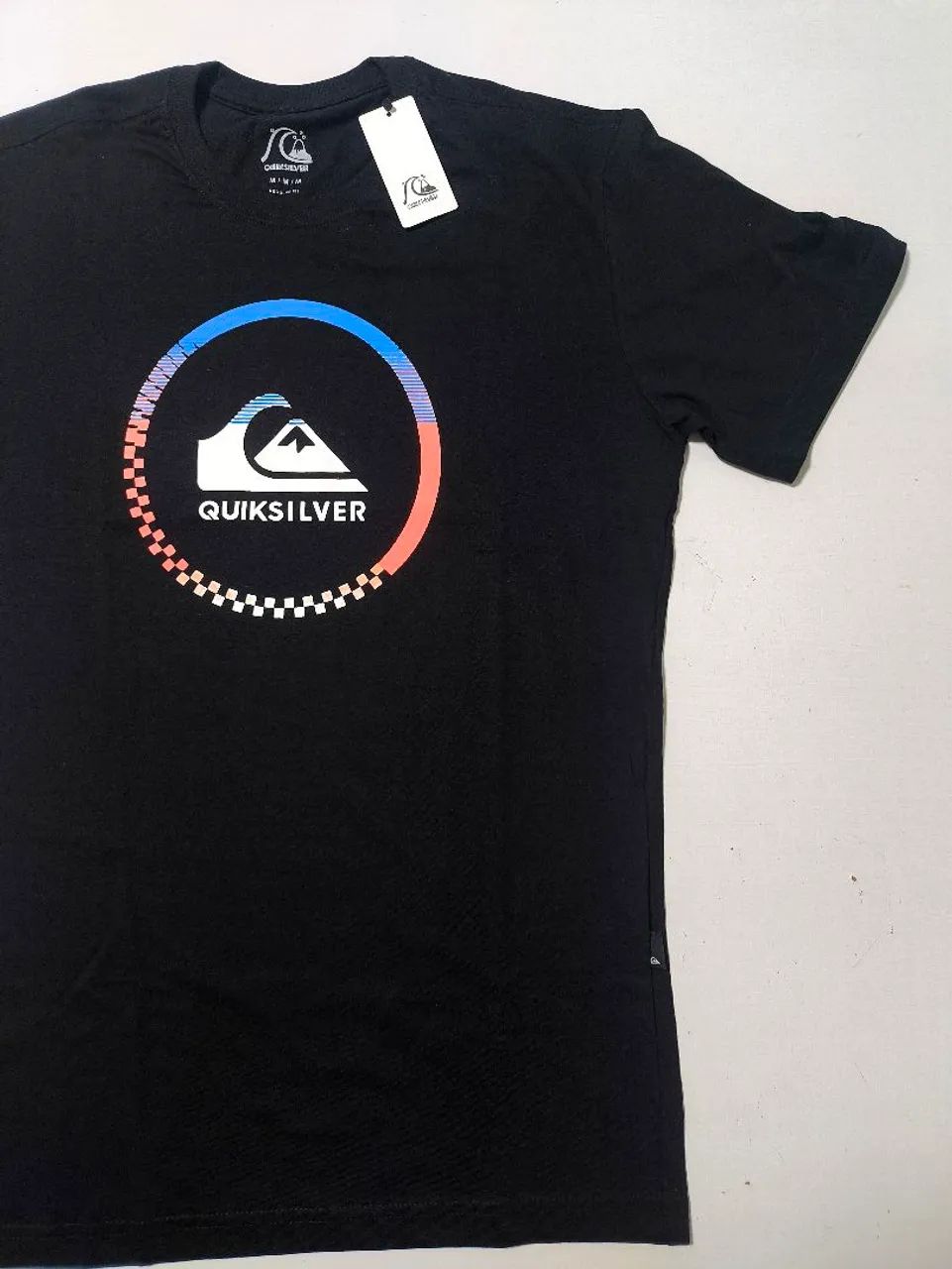 Camiseta M Quiksilver Preta com Logo  - Foto 2
