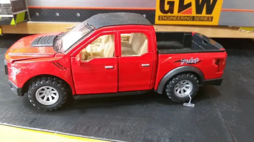 Pick Up 1-24 abre portas! - Foto 2