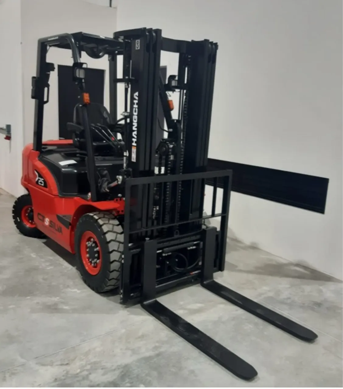 Empilhadeira Hangcha 2.5T - 2023