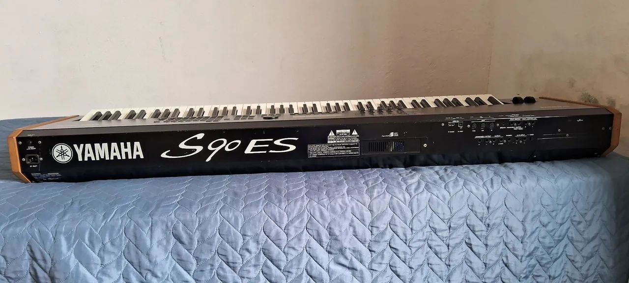 Teclado Yamaha S90 ES - Foto 3