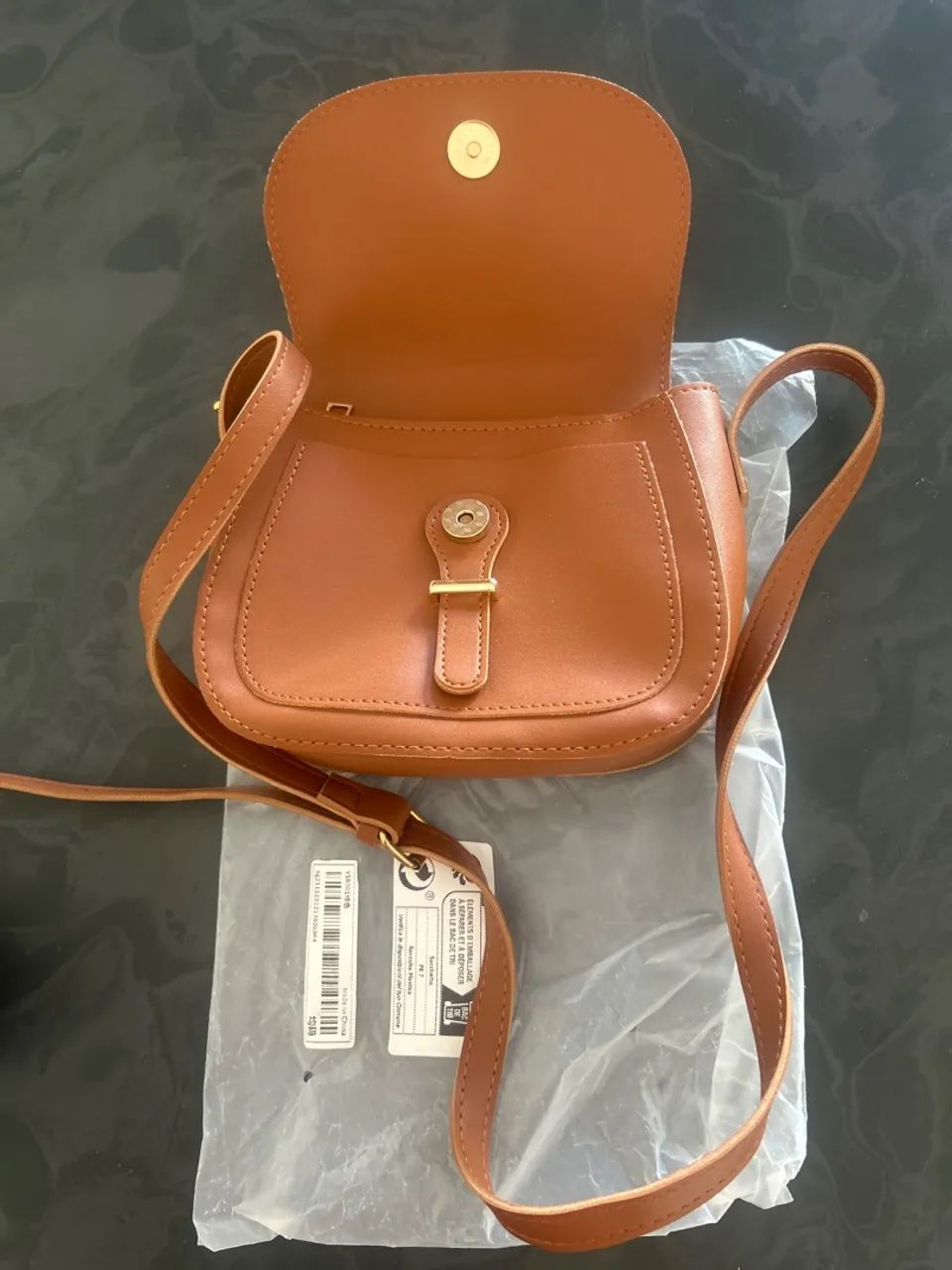 Bolsa de Ombro Clássica - Cor Marrom - Foto 3