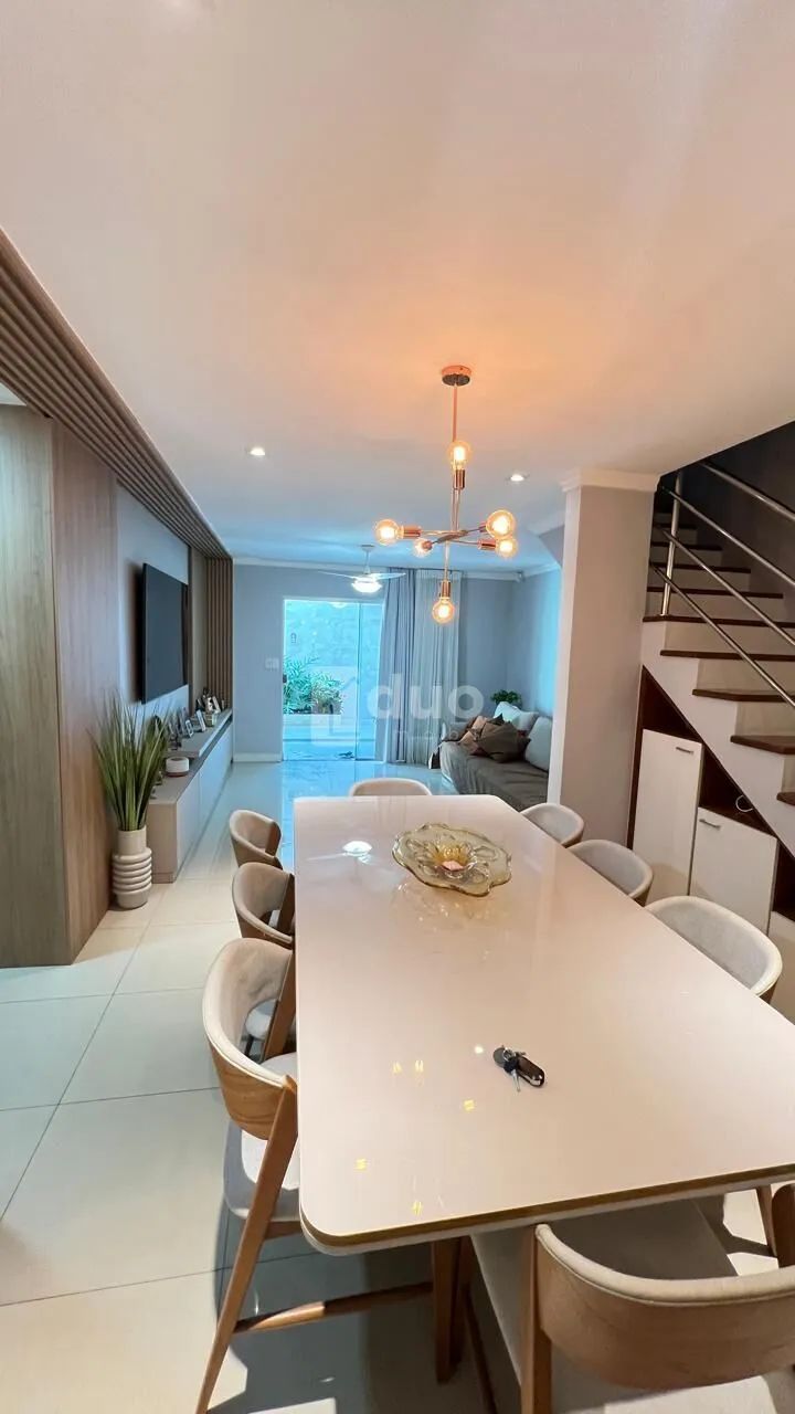 Casa Duplex com Lazer Completo em Jardim Asteca  Energia solar | Piscina