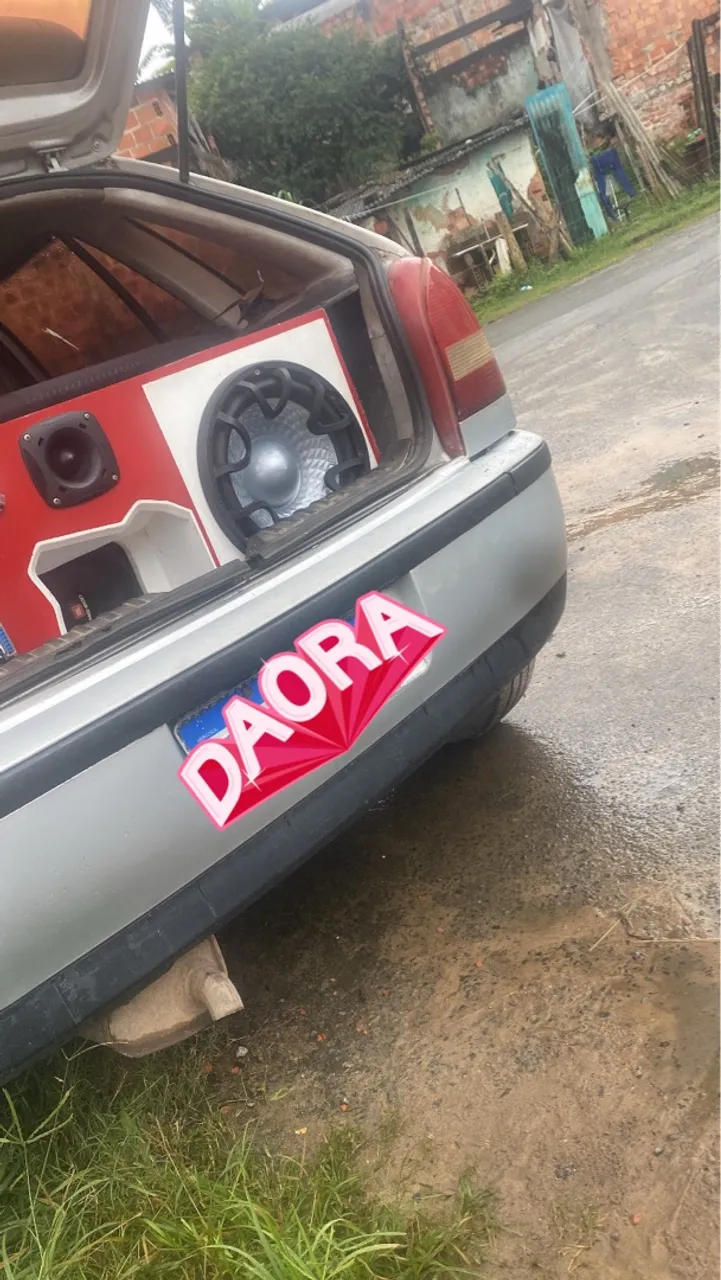 Som automotivo