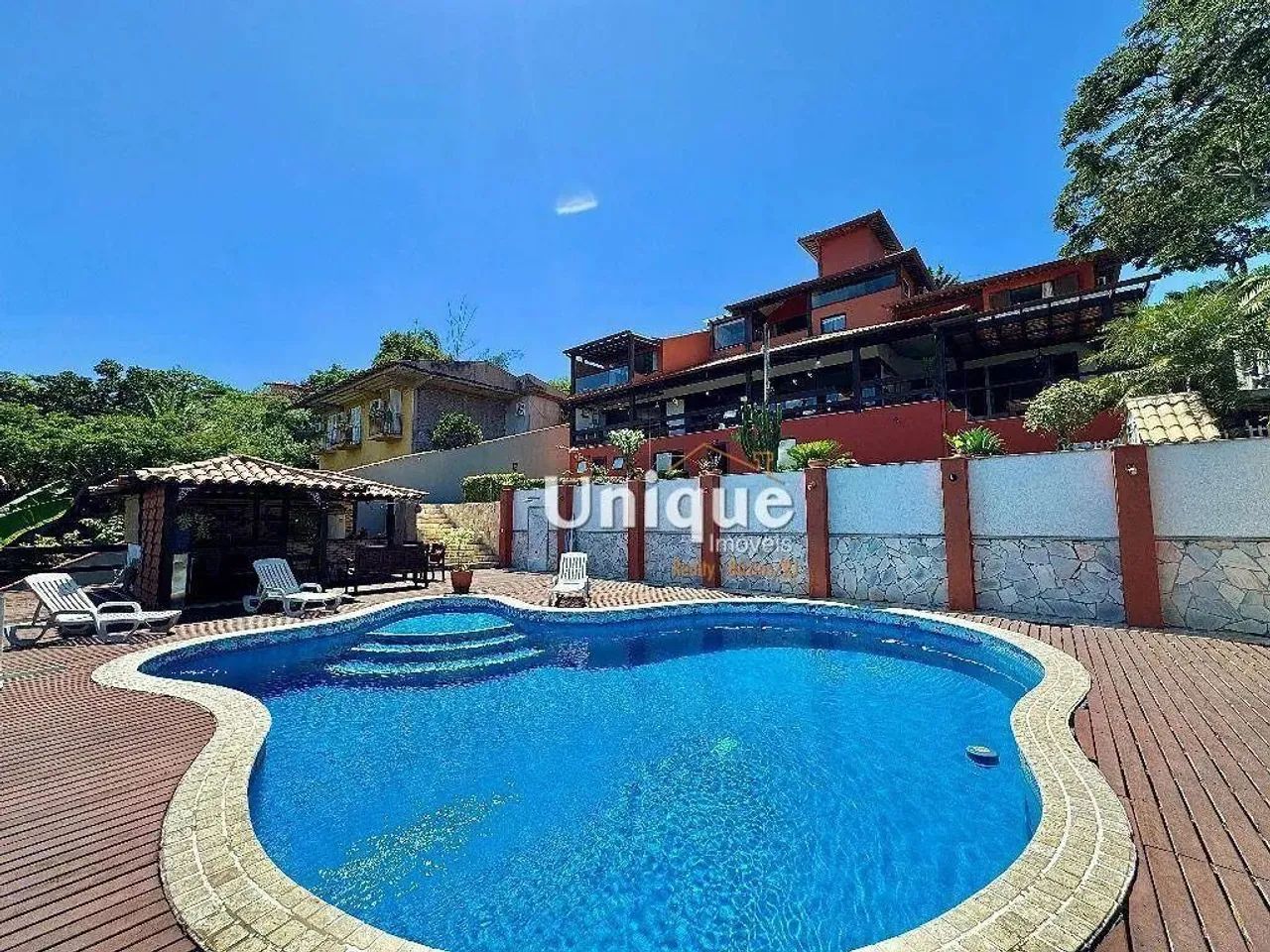 Mansão exclusiva com vista mar!