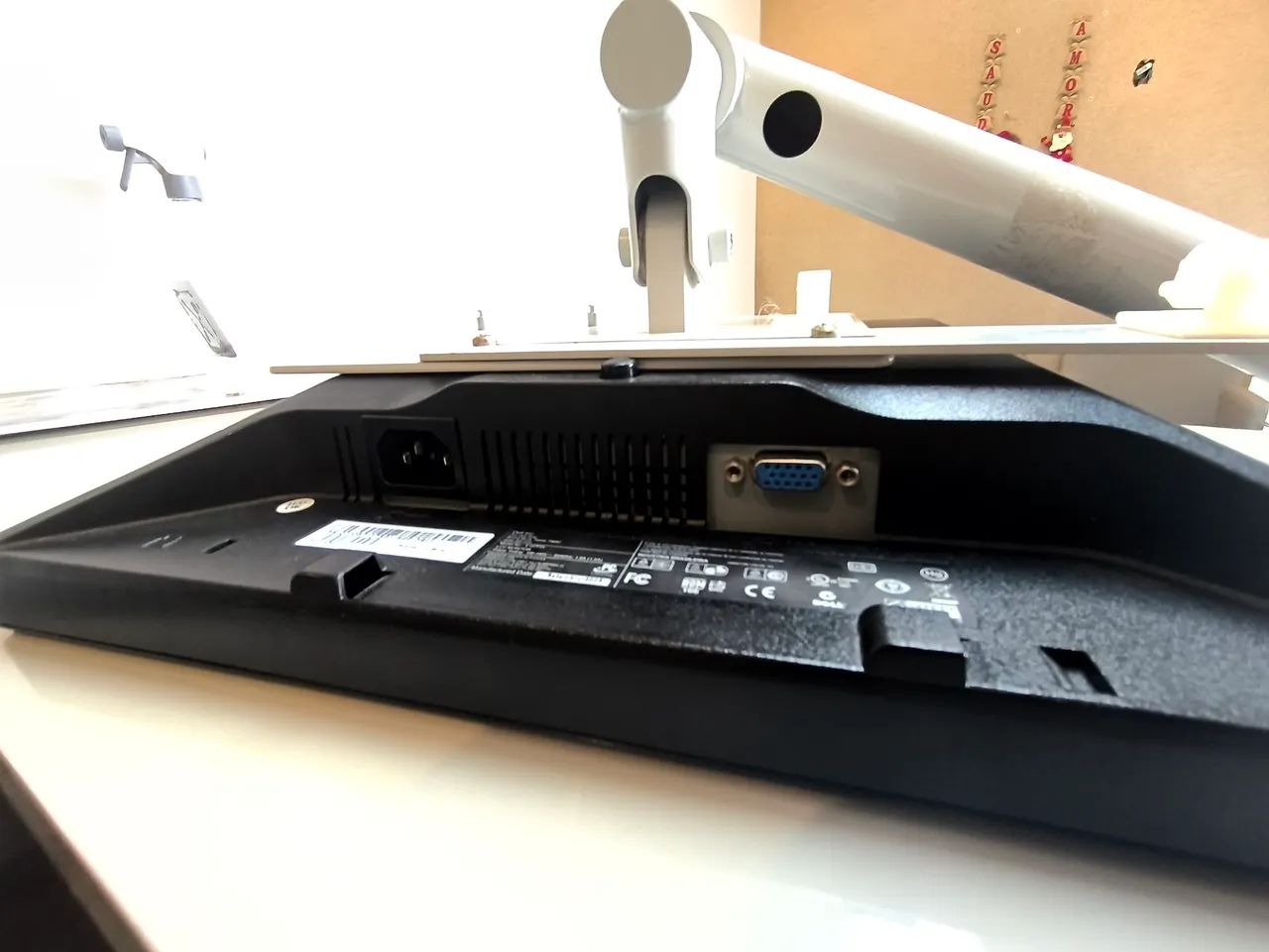 Monitor Dell 17 Polegadas Quadrado, ótimo estado64291873569538123