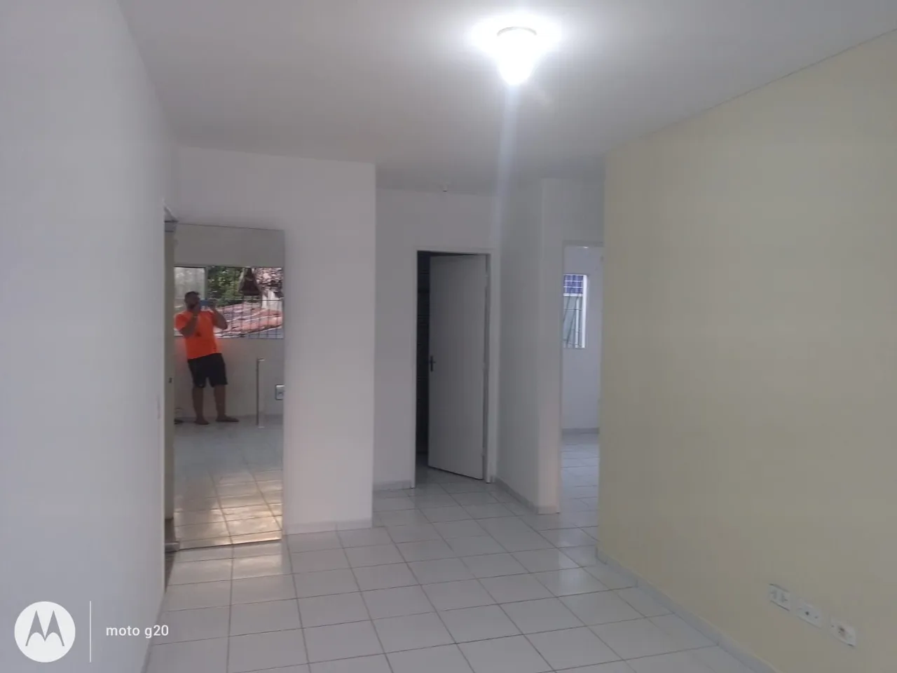 Aluga-se privê 1 andar