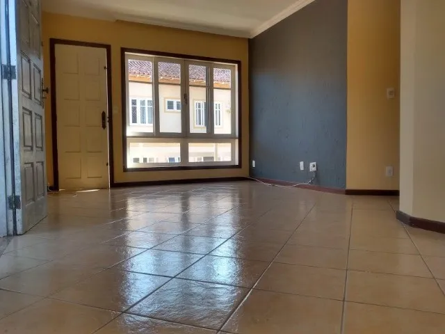 Apto 3 quartos sendo 1 suite, 2 vagas, Armários planej. Glória - Macaé - RJ