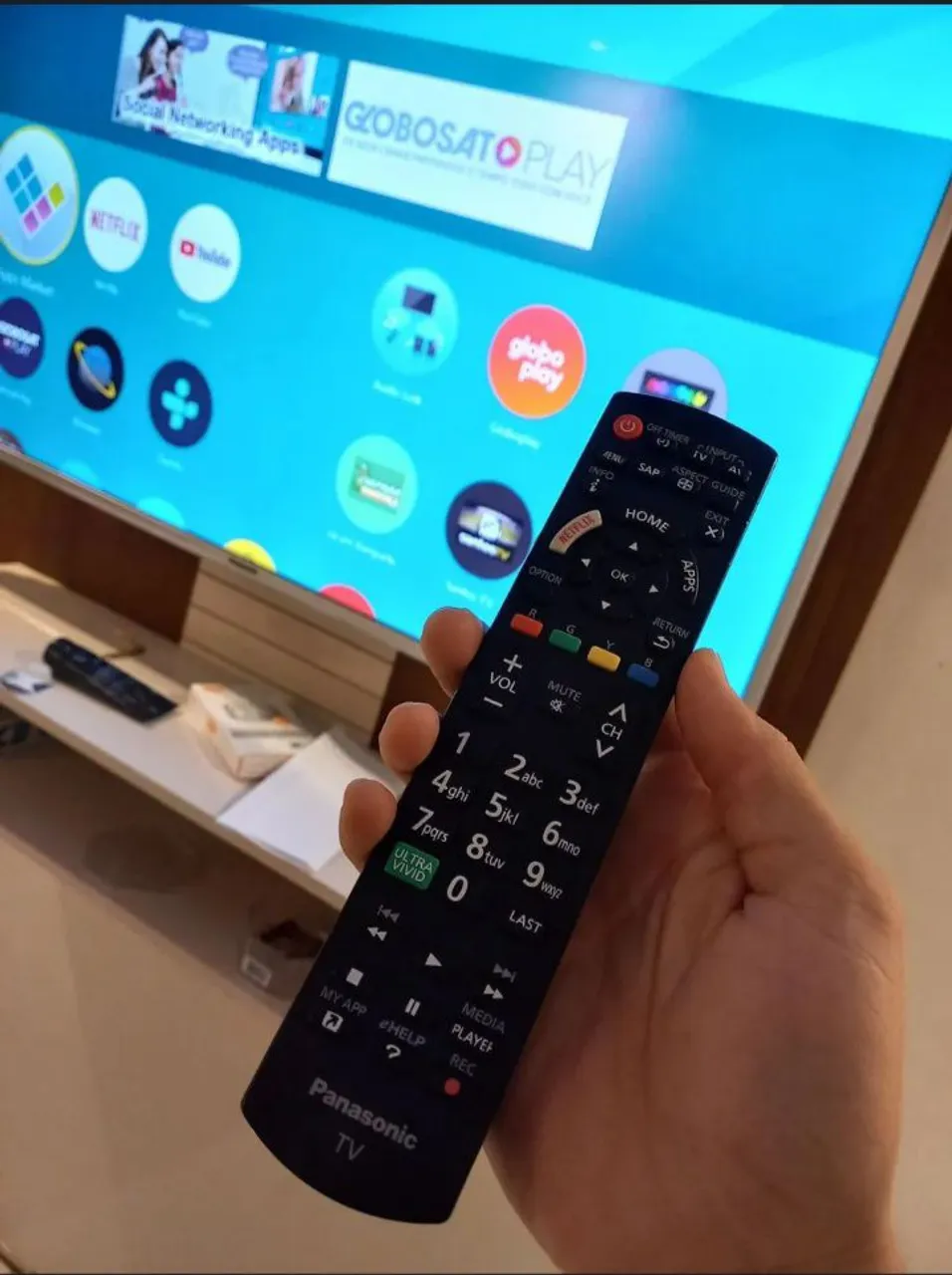 Tv smart Panasonic 43" bem conservada