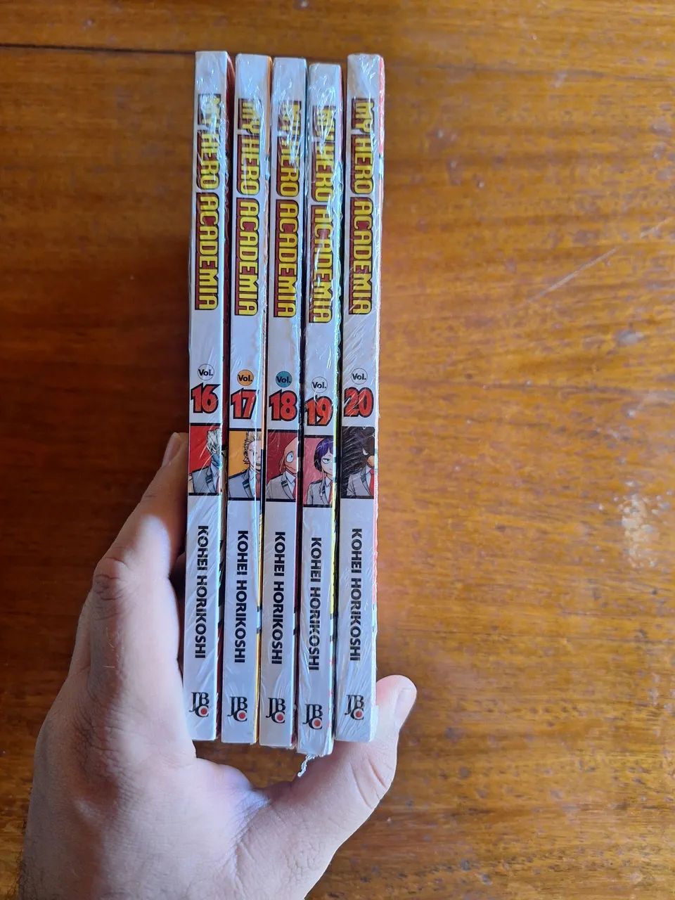 Mangá My Hero Academia vol 16 ao 20 - Foto 5