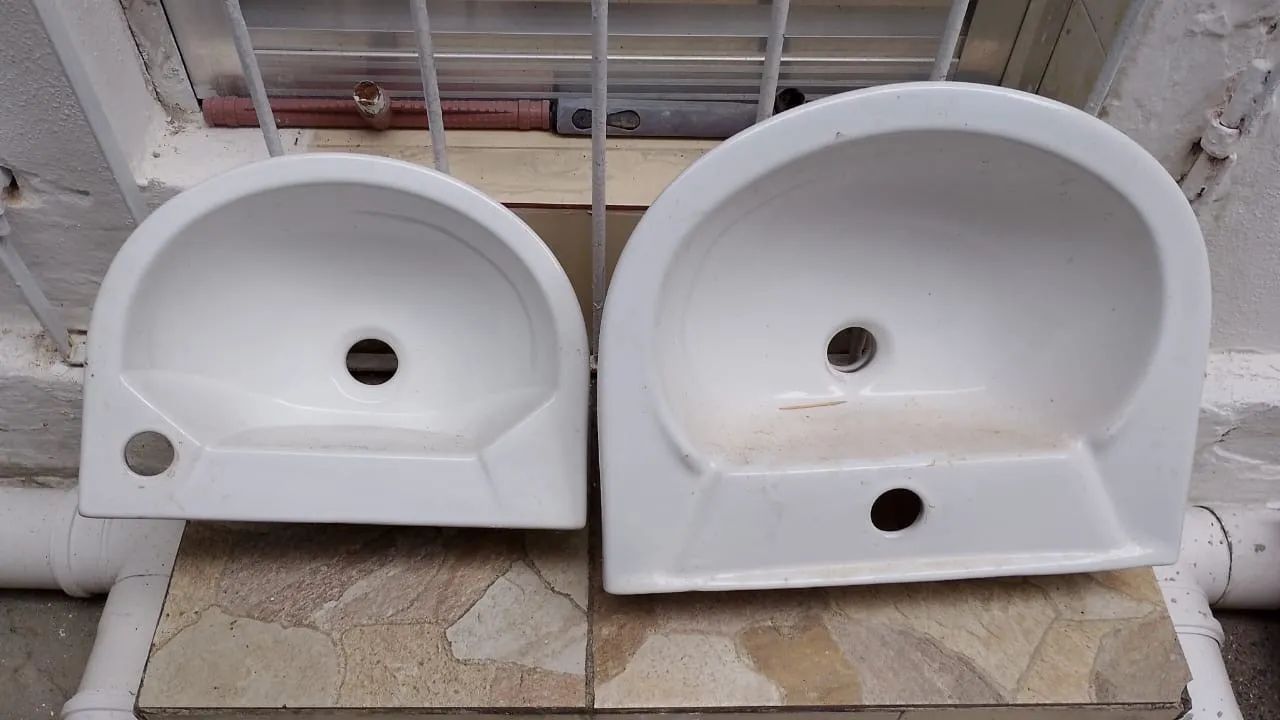 Pia pra banheiro e base oportunidade preço acasiao 150,00 - Foto 4