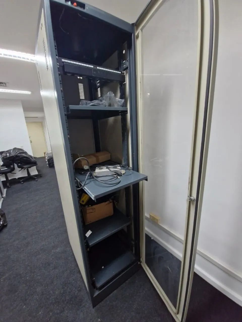 RACK para equipamentos  de informatica  - Foto 2